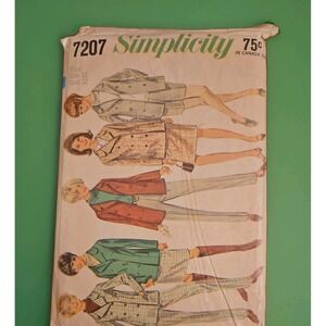 Vintage 1967 Simplicity 7207~Skirt Jacket Pants Shorts~Size 12 Bust 32